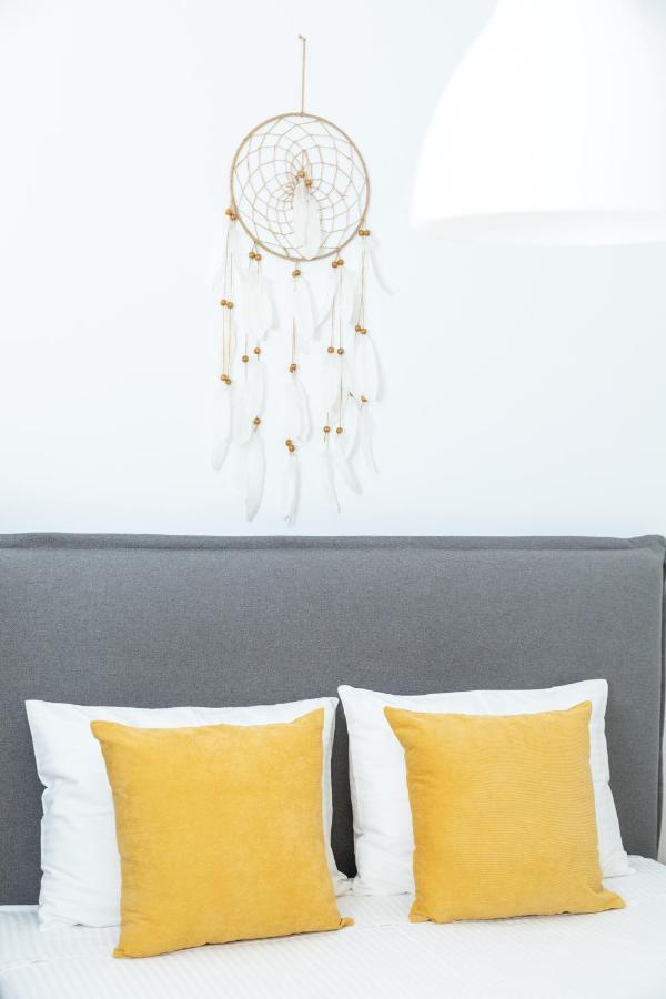 Warm Studio Apartment In Heraklion Esterno foto